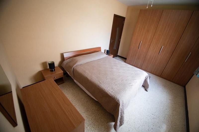 Apartment 5 Mins Away From The Beach. St. Paul's Bay Exterior foto